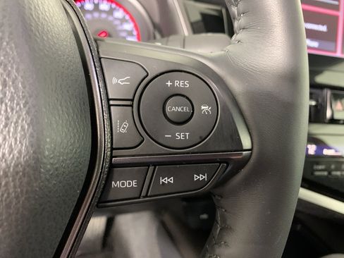 Used 2022 Toyota Camry XSE image 22