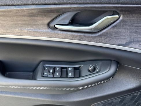 New 2026 Jeep Grand Cherokee 4WD image 11