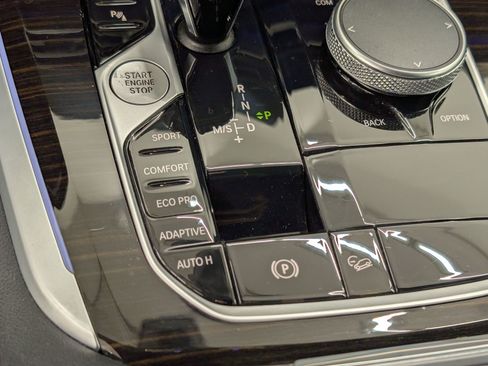 Used 2021 BMW X5 xDrive40i w/ Premium Package image 27