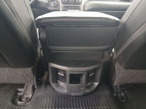 Used 2022 RAM 3500 Tradesman w/ Chrome Appearance Group image 33