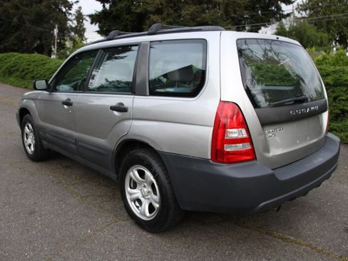 Used 2005 Subaru Forester 2.5X AWD/4WD image 4