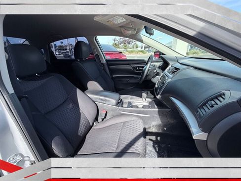 Used 2017 Nissan Altima 2.5 S w/ Power Driver Seat Package FWD image 8