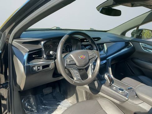 Used 2021 Cadillac XT5 Premium Luxury AWD/4WD image 10