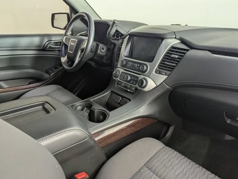 Used 2017 GMC Yukon SLE AWD/4WD image 23