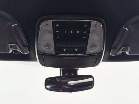 Used 2023 Chrysler 300 S RWD image 50