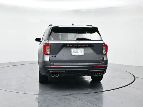 Used 2022 Ford Explorer ST image 8
