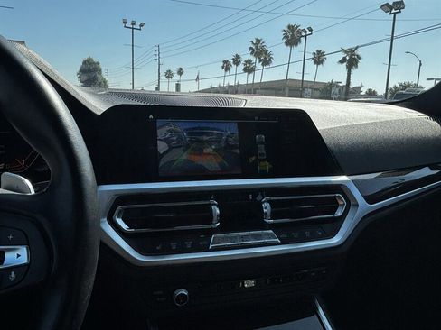 Used 2020 BMW 330i Sedan w/ Premium Package image 26