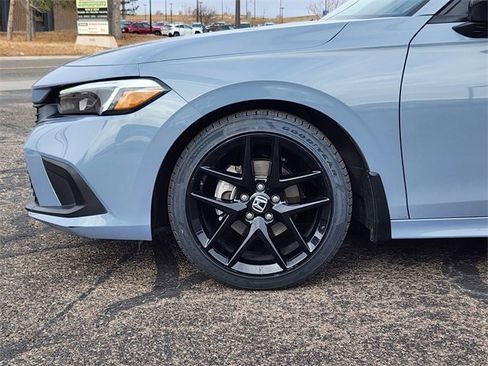 Used 2024 Honda Civic Sport image 12