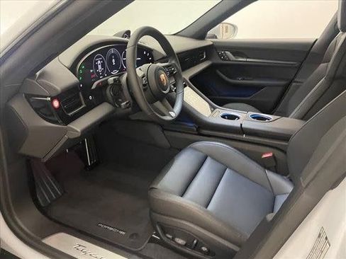 New 2025 Porsche Taycan 4S image 4