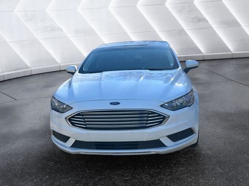 Used 2018 Ford Fusion SE image 8