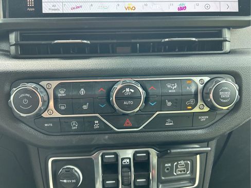 Certified 2024 Jeep Wrangler Unlimited Sport AWD/4WD image 28