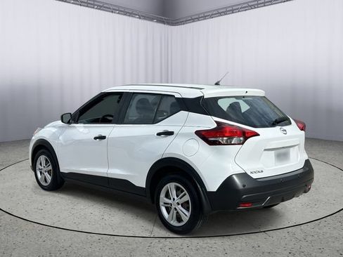 Used 2020 Nissan Kicks S FWD image 7