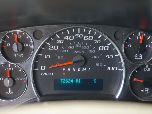 Used 2017 Chevrolet Express 3500 LS RWD image 15