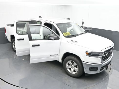 Used 2025 RAM 1500 Big Horn AWD/4WD image 64