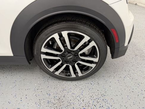 Used 2024 MINI Cooper S FWD image 23