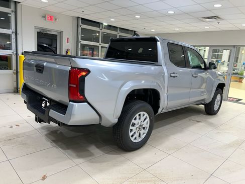 New 2026 Toyota Tacoma SR5 image 8