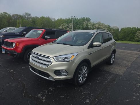 Used 2017 Ford Escape Titanium w/ Equipment Group 301A FWD image 1