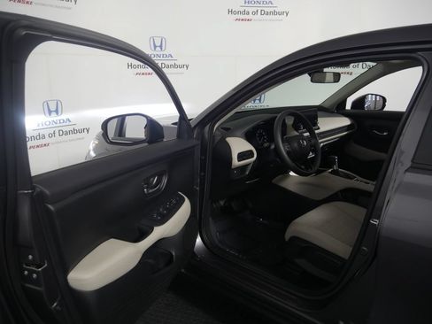 Used 2024 Honda HR-V LX image 11