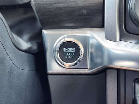 New 2025 Ford F150 Lariat w/ FX4 Off-Road Package image 24