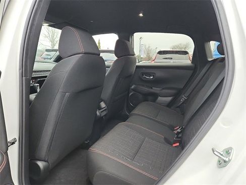 Used 2024 Honda HR-V Sport image 10