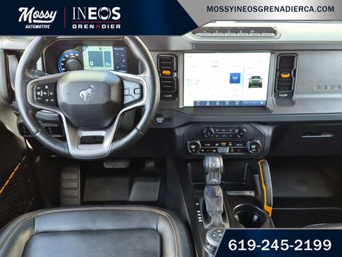 Used 2024 Ford Bronco Badlands AWD/4WD image 12