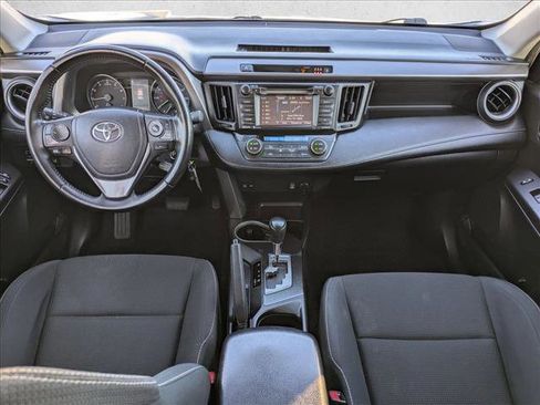 Used 2017 Toyota RAV4 XLE image 17