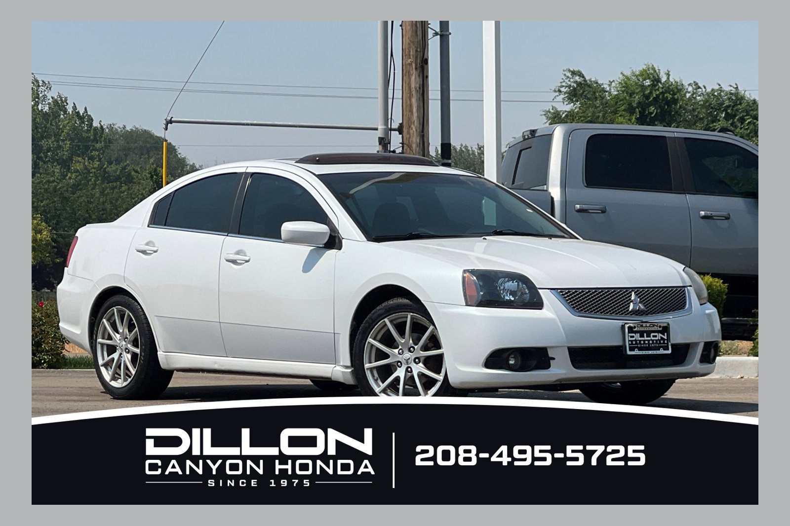 Used 2011 Mitsubishi Galant FWD image 1