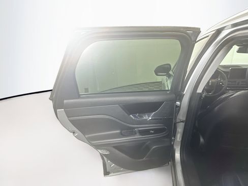 Used 2021 Lincoln Corsair FWD image 25