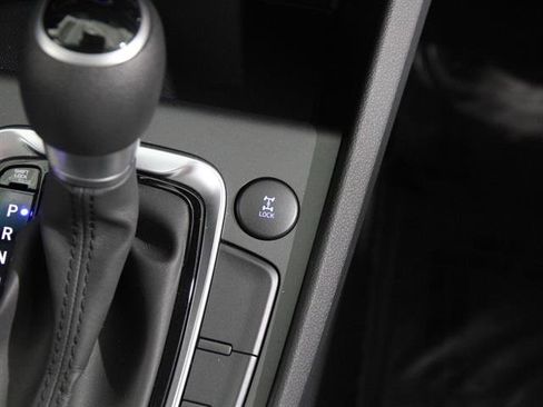 Used 2022 Hyundai Kona SEL image 16