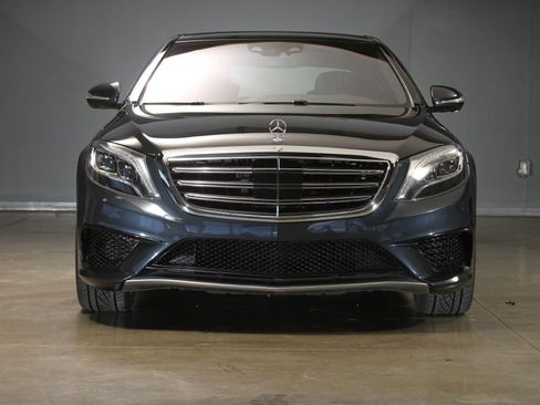 Used 2014 Mercedes-Benz S 63 AMG 4MATIC Sedan w/ Driver Assistance Package image 19