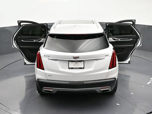 Certified 2025 Cadillac XT5 Premium Luxury AWD/4WD image 36