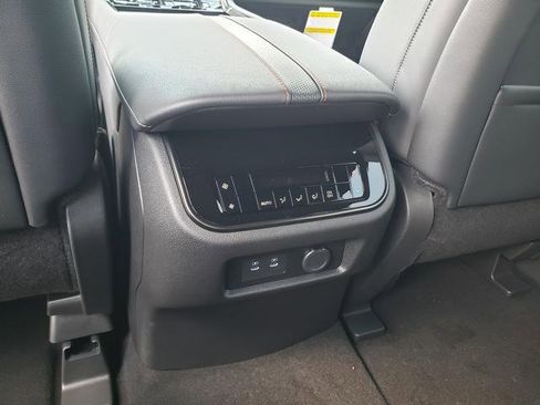 New 2025 Nissan Armada PRO-4X image 15