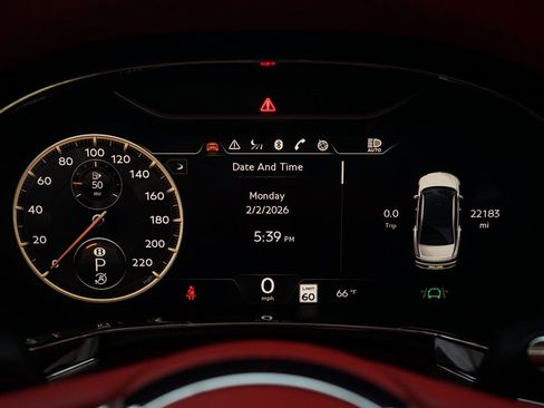 Used 2021 Bentley Flying Spur V8 image 13