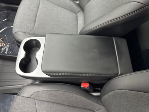 Used 2026 Tesla Model Y 2WD image 62