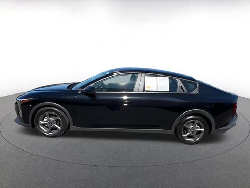 Used 2025 Kia K4 FWD image 10