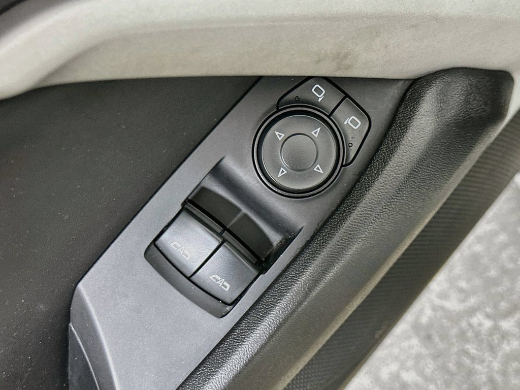 Used 2019 Chevrolet Camaro SS RWD image 21