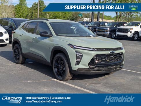 New 2026 Chevrolet Trax ACTIV w/ Driver Confidence Package image 1