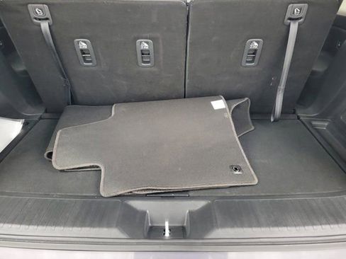 Certified 2023 Honda Pilot Touring image 9