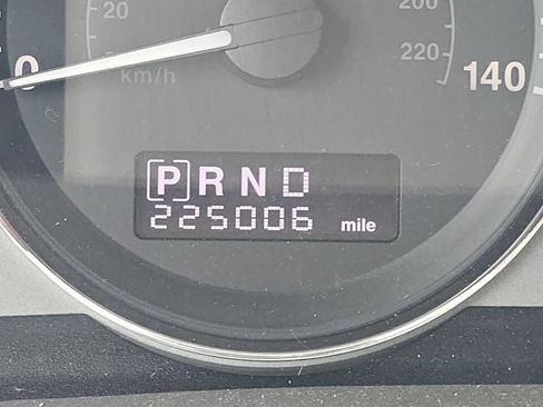 Used 2009 Jeep Grand Cherokee Overland image 10