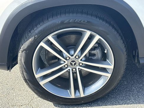 Used 2020 Mercedes-Benz GLE 450 4MATIC image 11