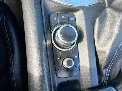 Used 2017 FIAT 124 Spider Lusso image 26