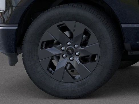 New 2025 Ford F150 Lightning Flash image 19