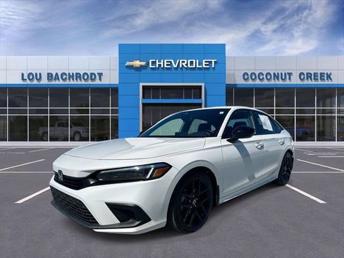 Used 2024 Honda Civic Sport image 4