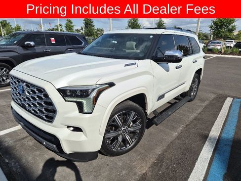 Used 2023 Toyota Sequoia Capstone AWD/4WD image 1