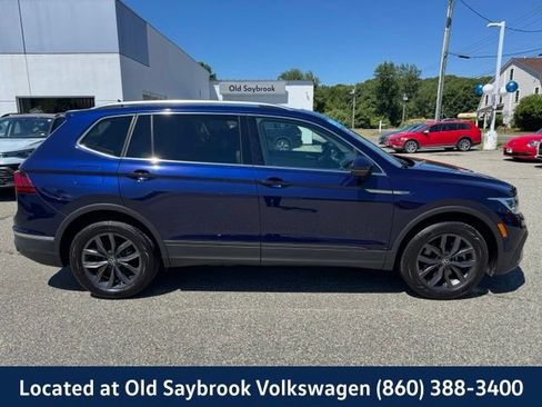 Used 2023 Volkswagen Tiguan SE w/ Panoramic Sunroof Package AWD/4WD image 5