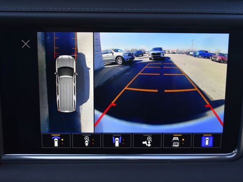 Used 2022 GMC Yukon Denali image 35