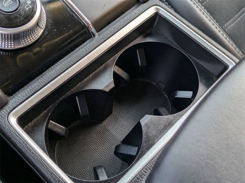 Used 2024 Mitsubishi Outlander SE image 19