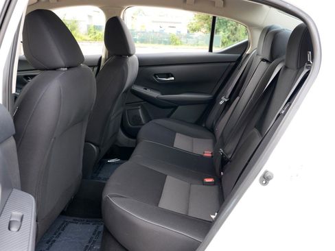 Used 2021 Nissan Sentra SV FWD image 35