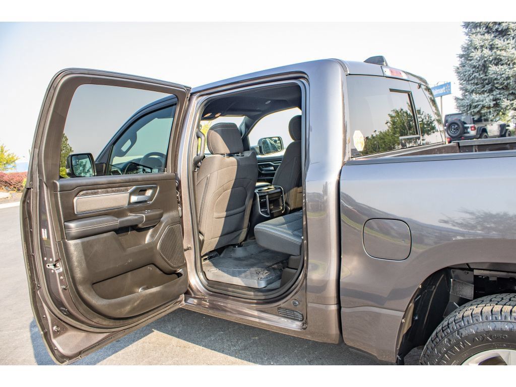 Used 2023 RAM 1500 Big Horn AWD/4WD image 13