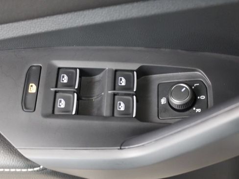 Used 2026 Volkswagen Jetta S FWD image 16